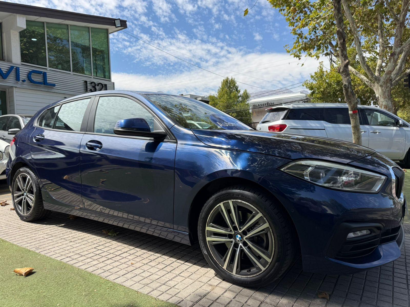 BMW 118 118i A Dynamic 5P AUT 2020 - Foto 3 de 9