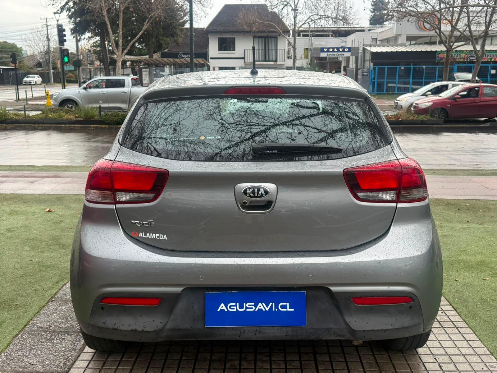 Kia RIO 5 2022 - Foto 4 de 19