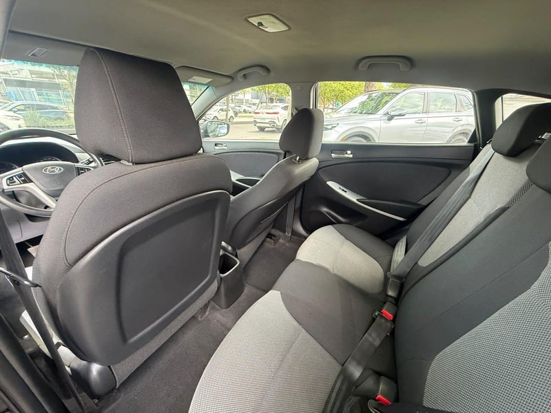 Hyundai ACCENT 2013 - Imagen 9 de 16