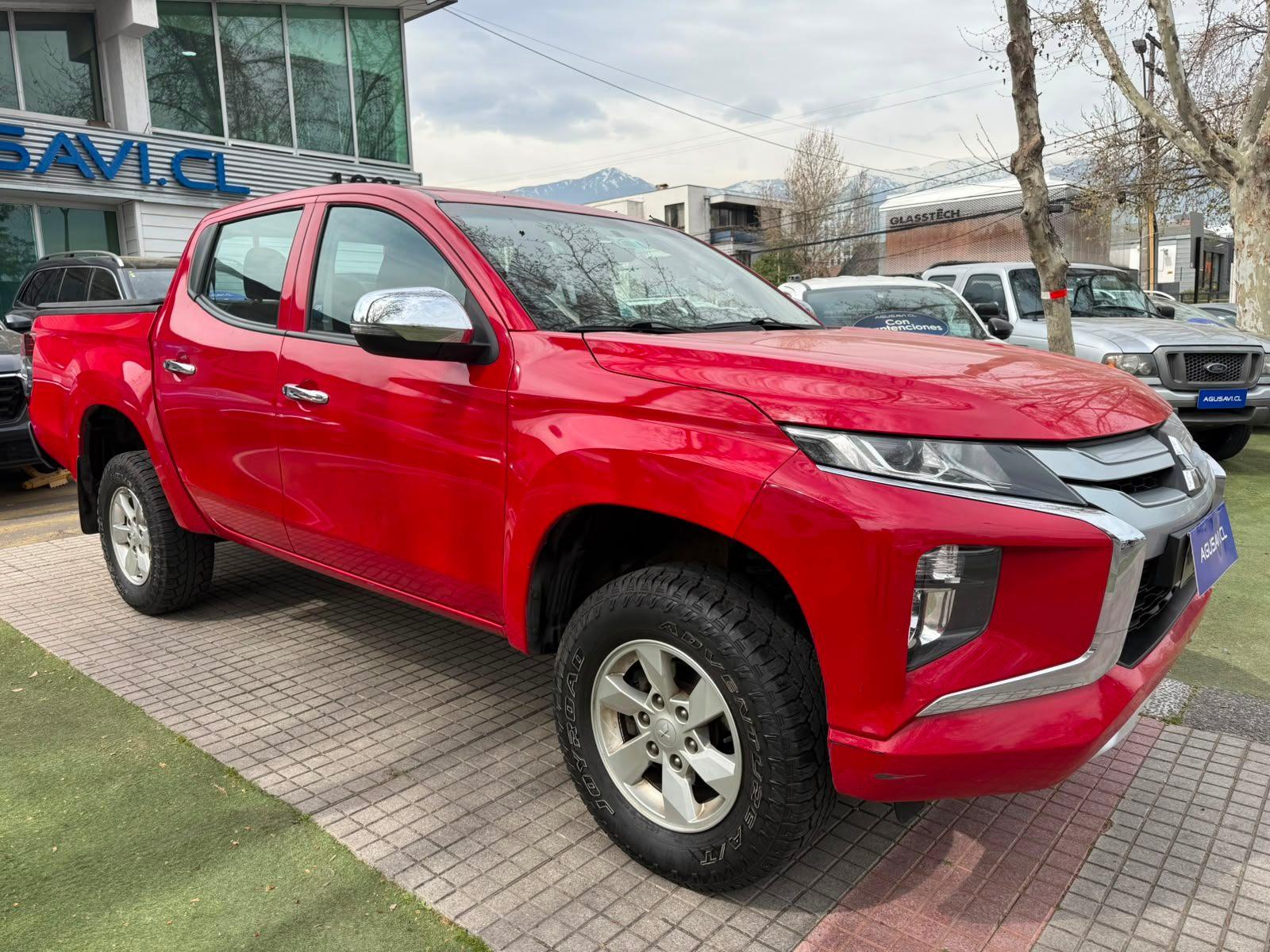 Mitsubishi L 200 2022 - Foto 2 de 17
