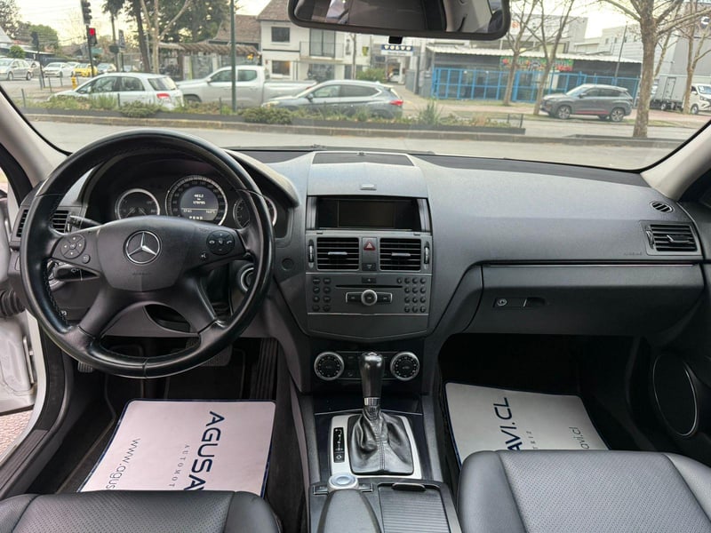 Mercedes-Benz C180 2011 - Imagen 15 de 18