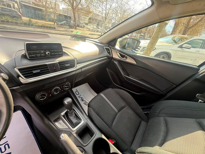 Mazda 3 2017 - Imagen 15 de 18