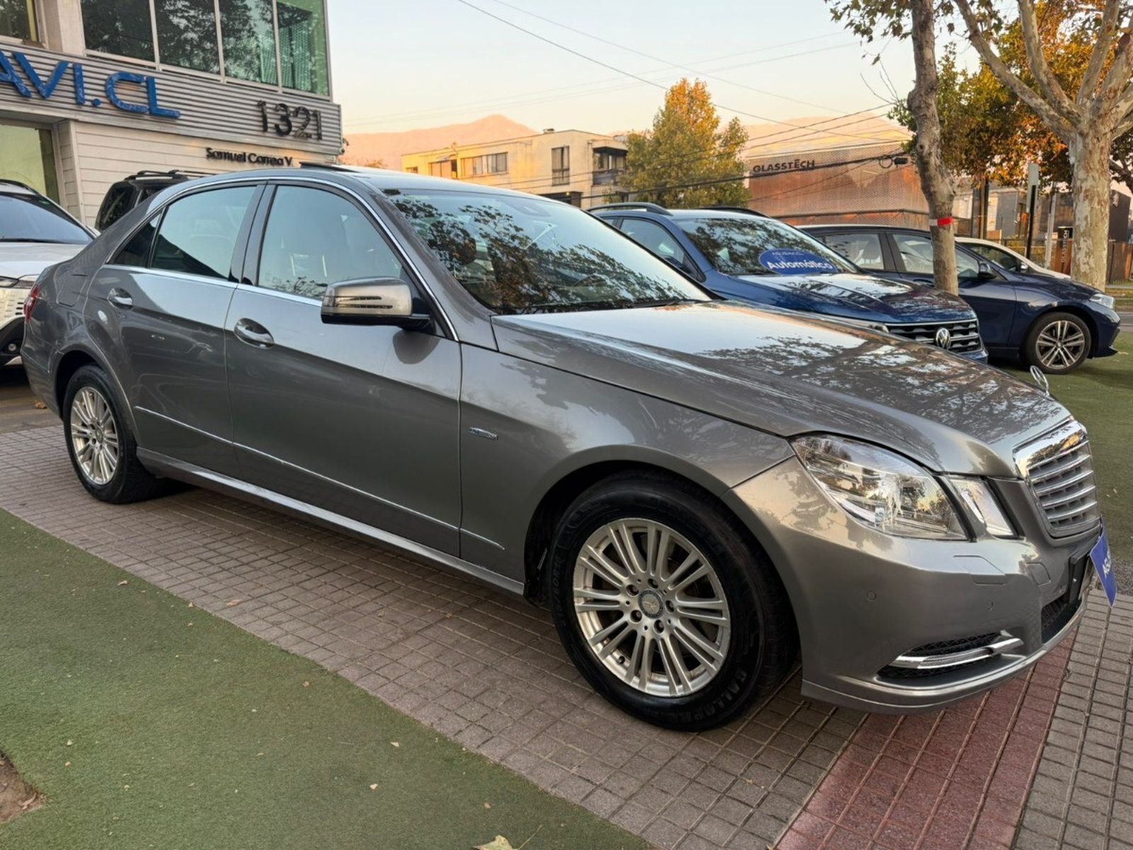 Mercedes-Benz E250 1.8 E 250 Turbo Elegance 2012 - Foto 3 de 10