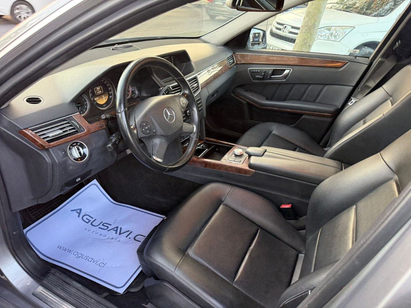 Mercedes-Benz E250 1.8 E 250 Turbo Elegance 2012 - Imagen 8 de 10