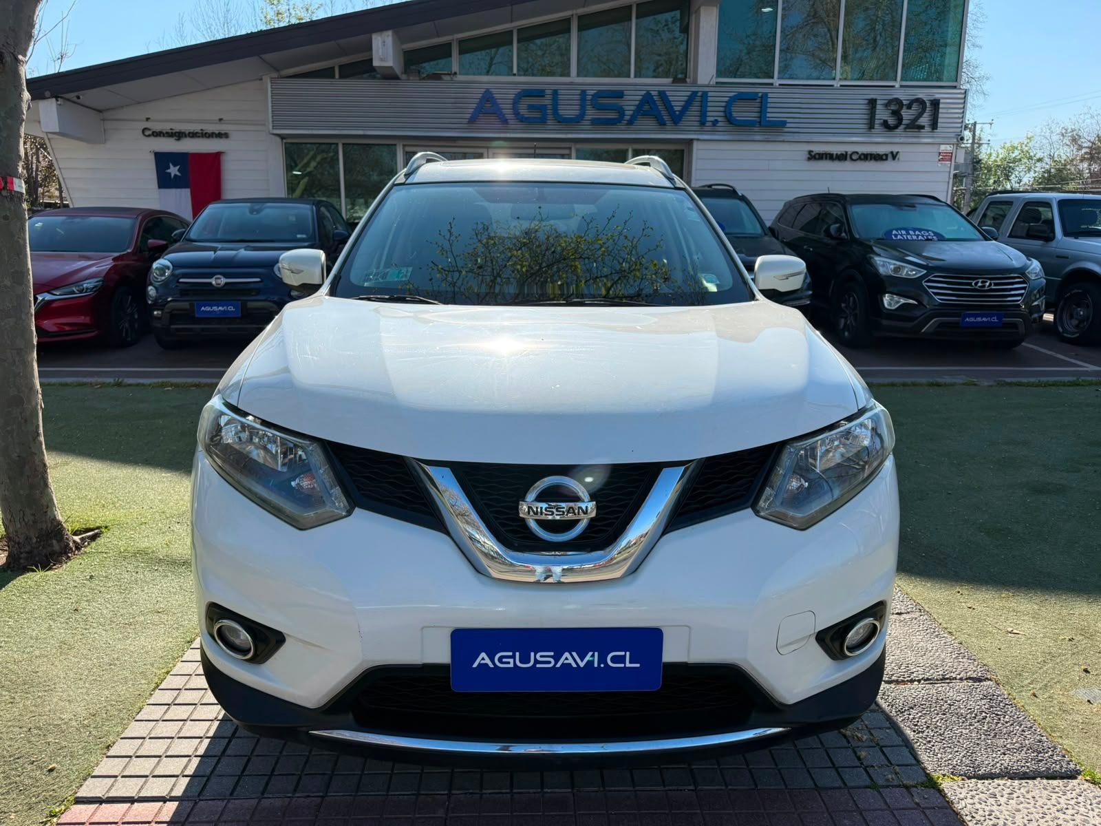 Nissan X-TRAIL 2015 - Foto 2 de 20
