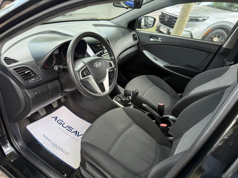 Hyundai ACCENT 2013 - Imagen 7 de 16