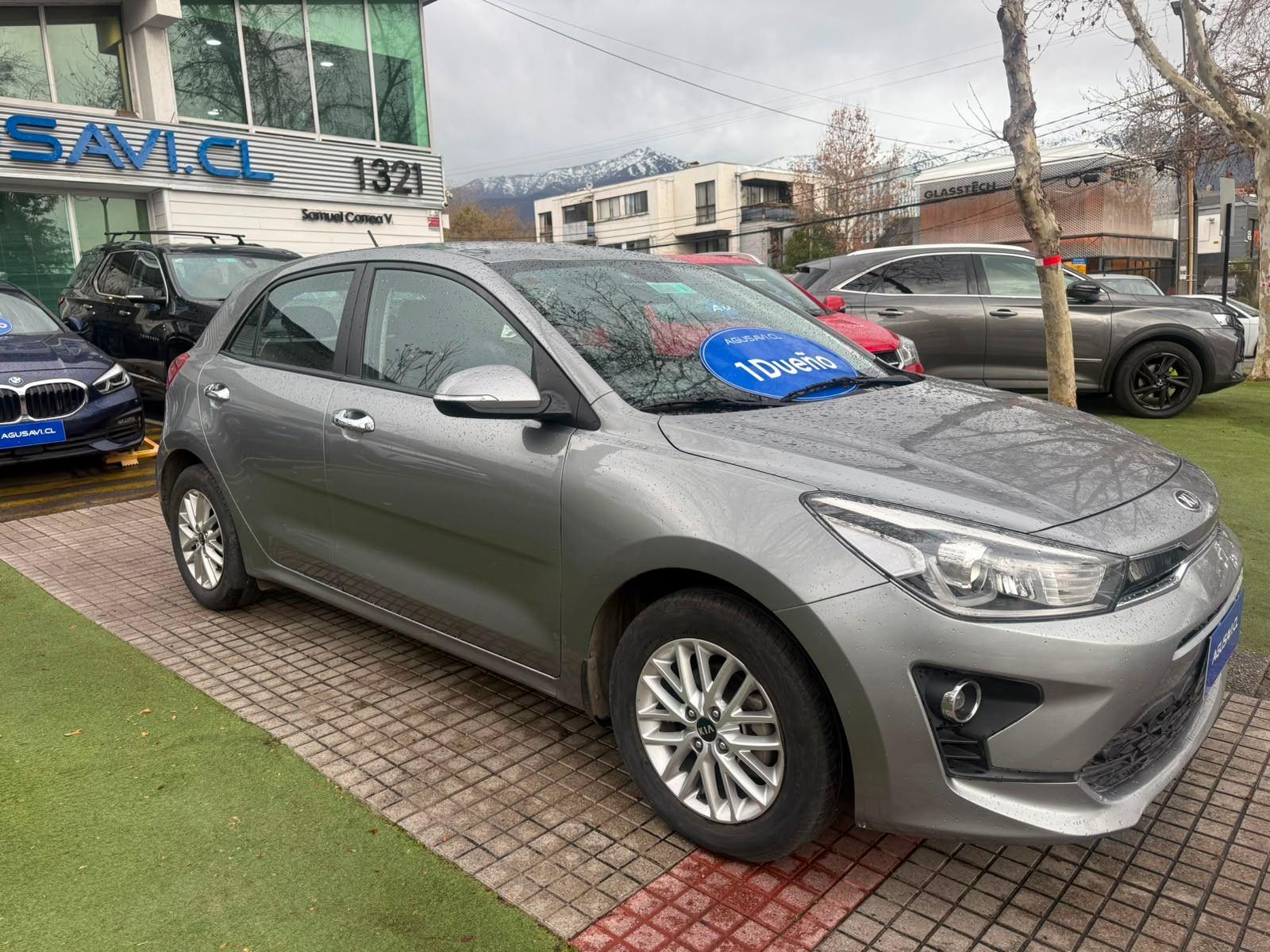 Kia RIO 5 2022 - Foto 2 de 19