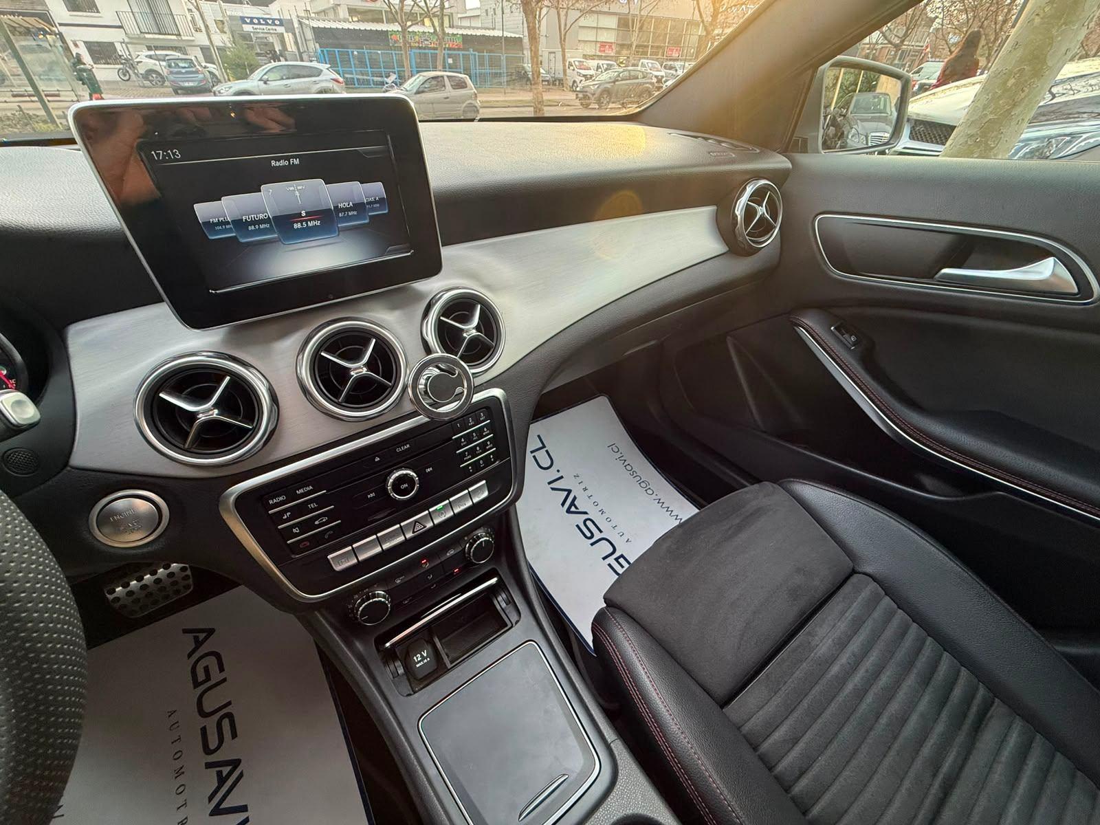 Mercedes-Benz GLA 250 2019 - Imagen 19 de 19