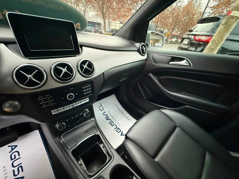Mercedes-Benz B 200 HB 1.6 2020 - Imagen 19 de 20