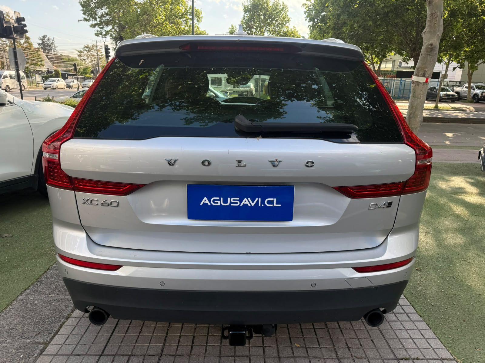 Volvo XC60 2021 - Foto 4 de 20