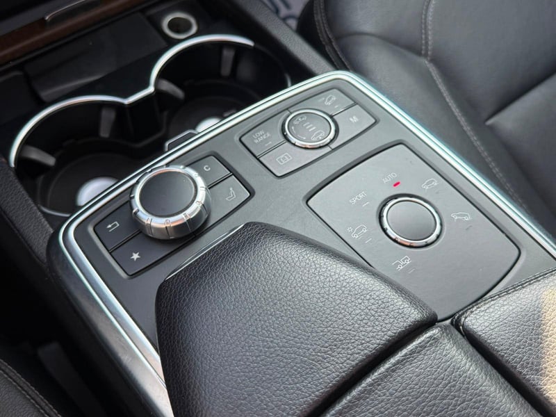 Mercedes-Benz GL500 2015 - Imagen 18 de 20