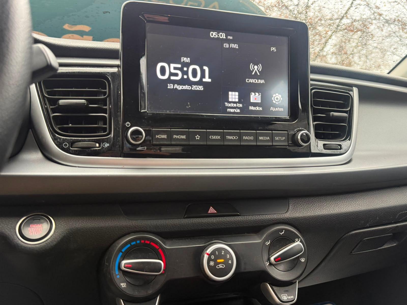 Kia RIO 5 2022 - Imagen 15 de 19
