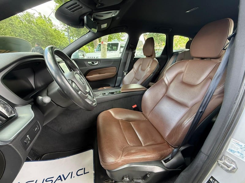 Volvo XC60 2021 - Imagen 9 de 20