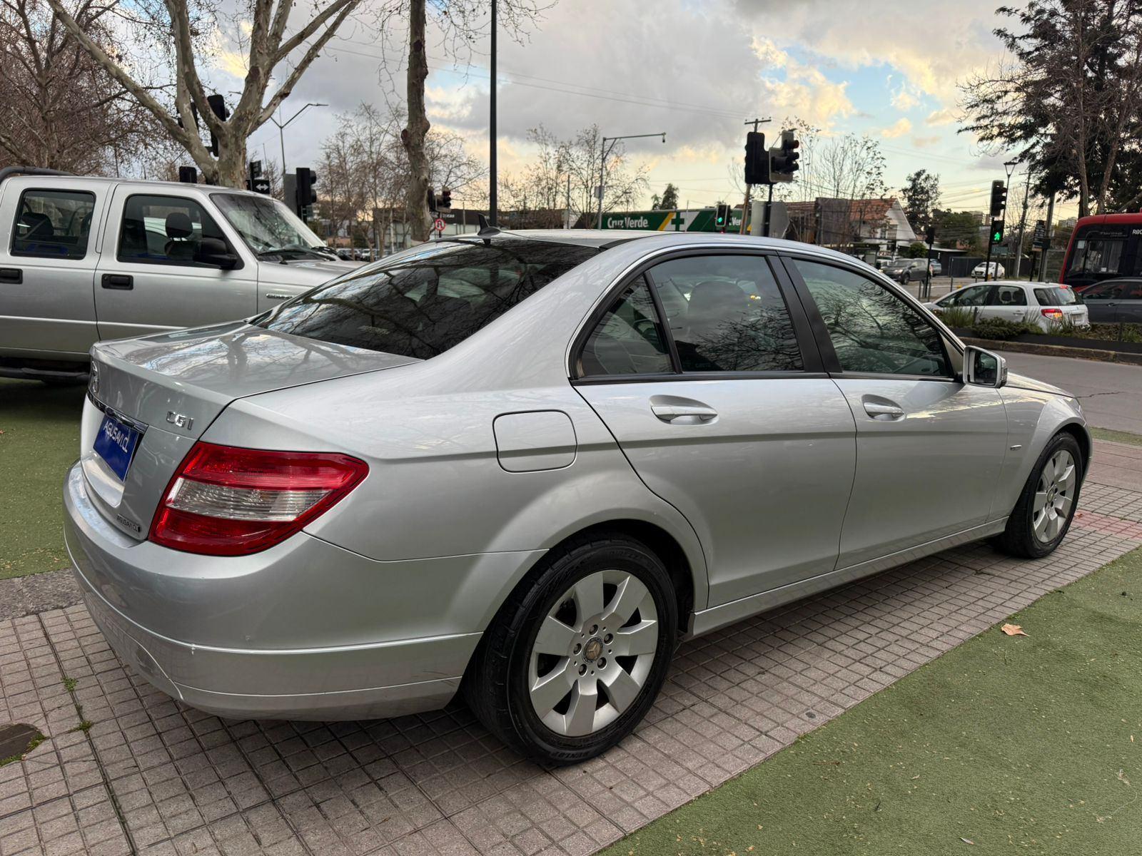 Mercedes-Benz C180 2011 - Foto 3 de 18