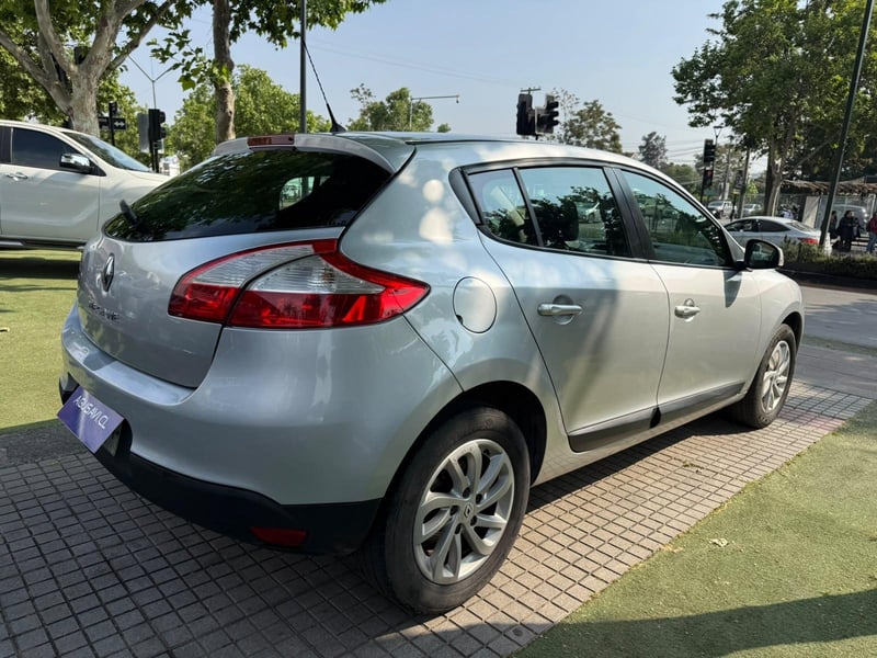 Renault MEGANE 2014 - Imagen 4 de 15