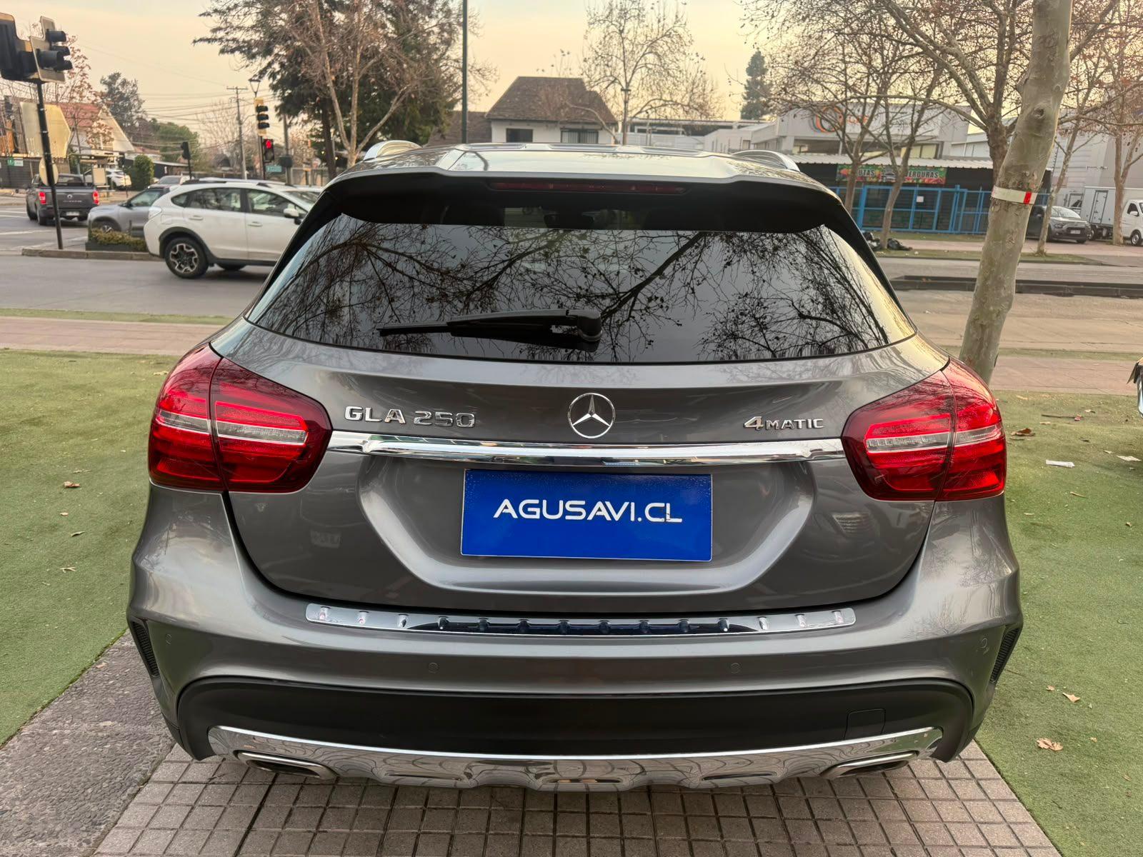 Mercedes-Benz GLA 250 2019 - Foto 4 de 19
