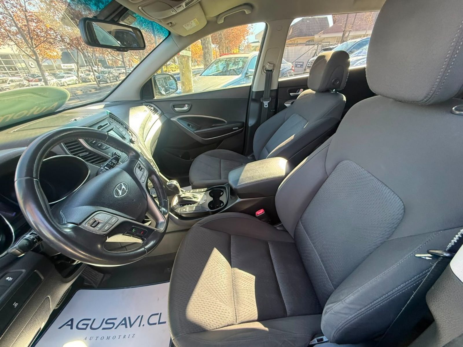 Hyundai GRAND SANTA FE 3.3 GLS 4WD AT 5P. 2014 - Imagen 9 de 10