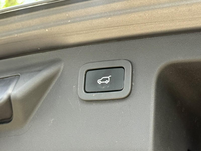 Land Rover DISCOVERY 2016 - Imagen 12 de 20
