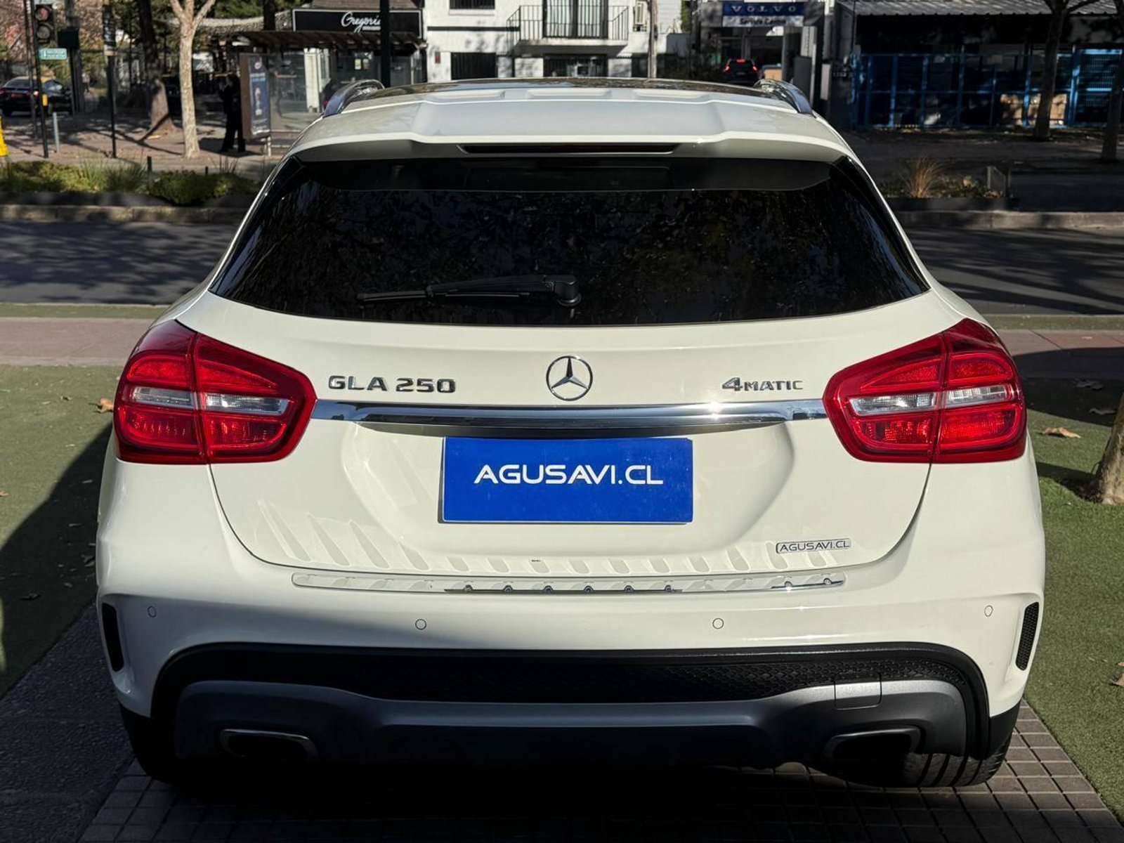 Mercedes-Benz GLA 2015 - Imagen 6 de 16