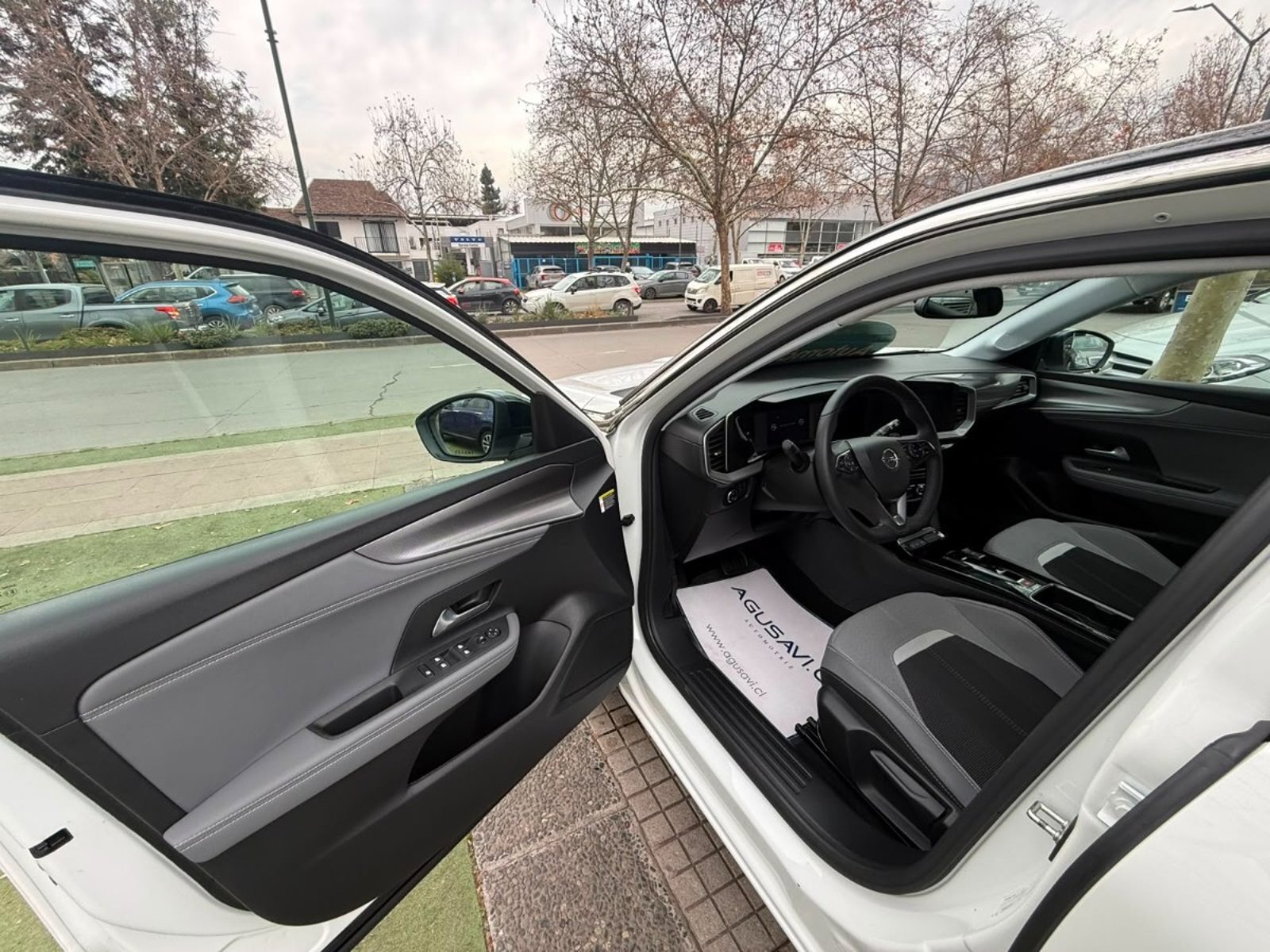 Opel MOKKA 1.2T ELEGANCE 4X2 AT8 5P. 2025 - Imagen 7 de 10