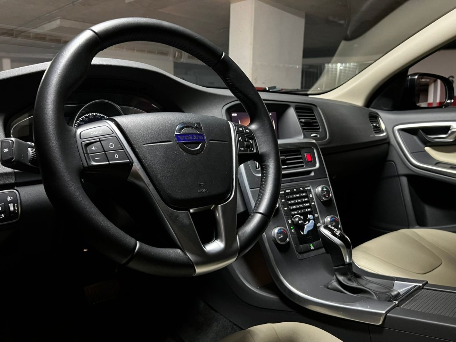 Volvo V60 CROSS COUNTRY D4 AWD ÚNICO DUEÑO 2019 - Imagen 10 de 10