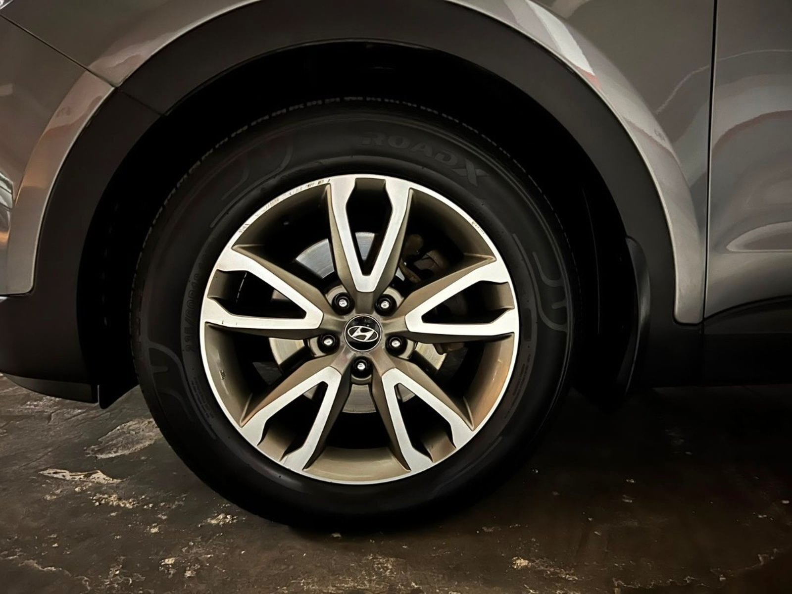 HYUNDAI SANTA FE GLS 4WD 2.2 AT 2013 - Imagen 8 de 10