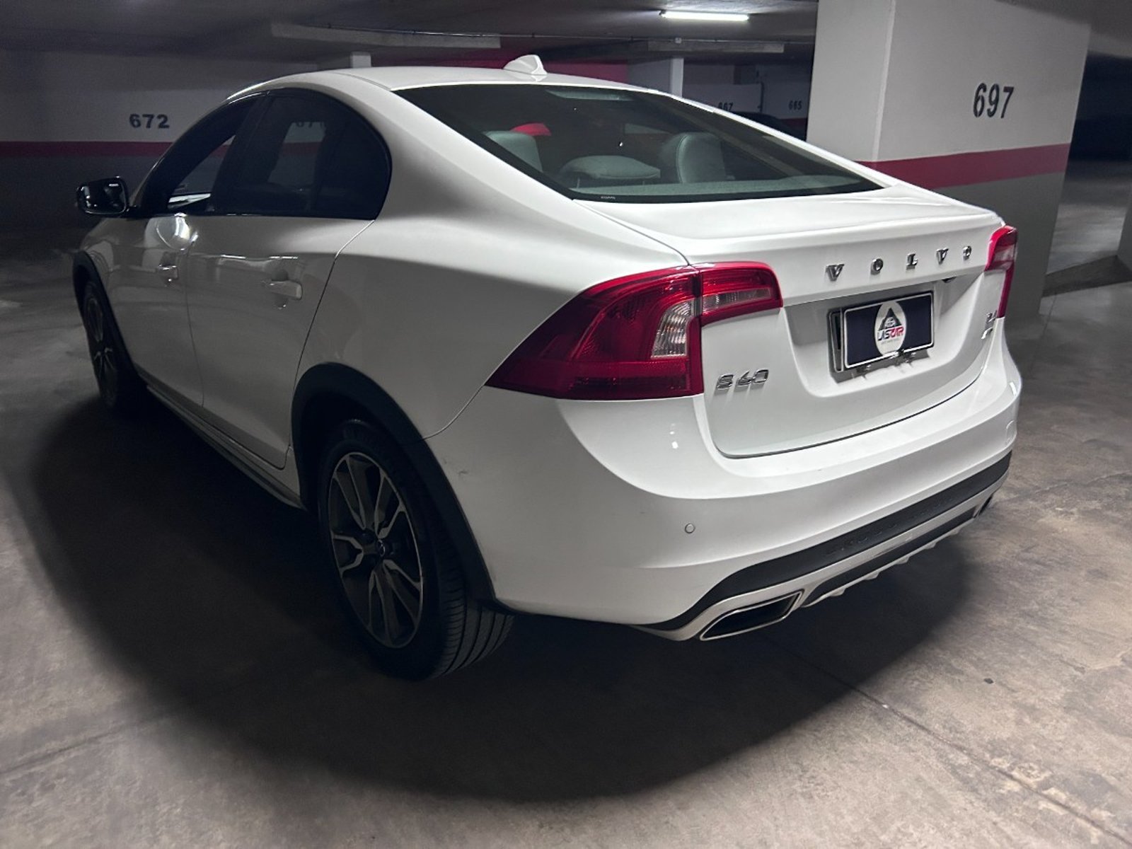 Volvo S60 CROSS COUNTRY D4 AWD LIMITED 2018 - Foto 5 de 9