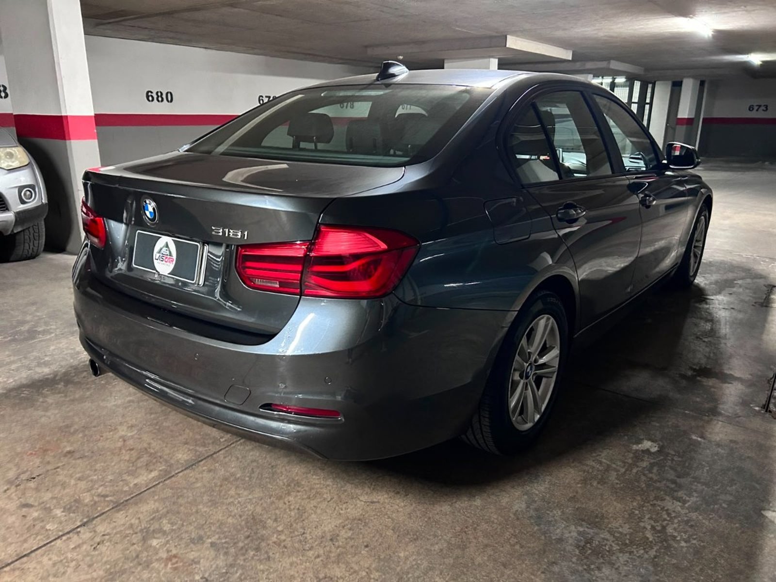 BMW 318I Luxury 1.5 AT 2017 - Imagen 4 de 10