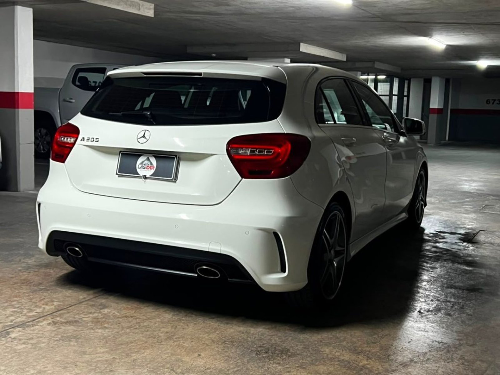 MERCEDES-BENZ A200 LOOK AMG 1.6 2015 - Foto 4 de 10