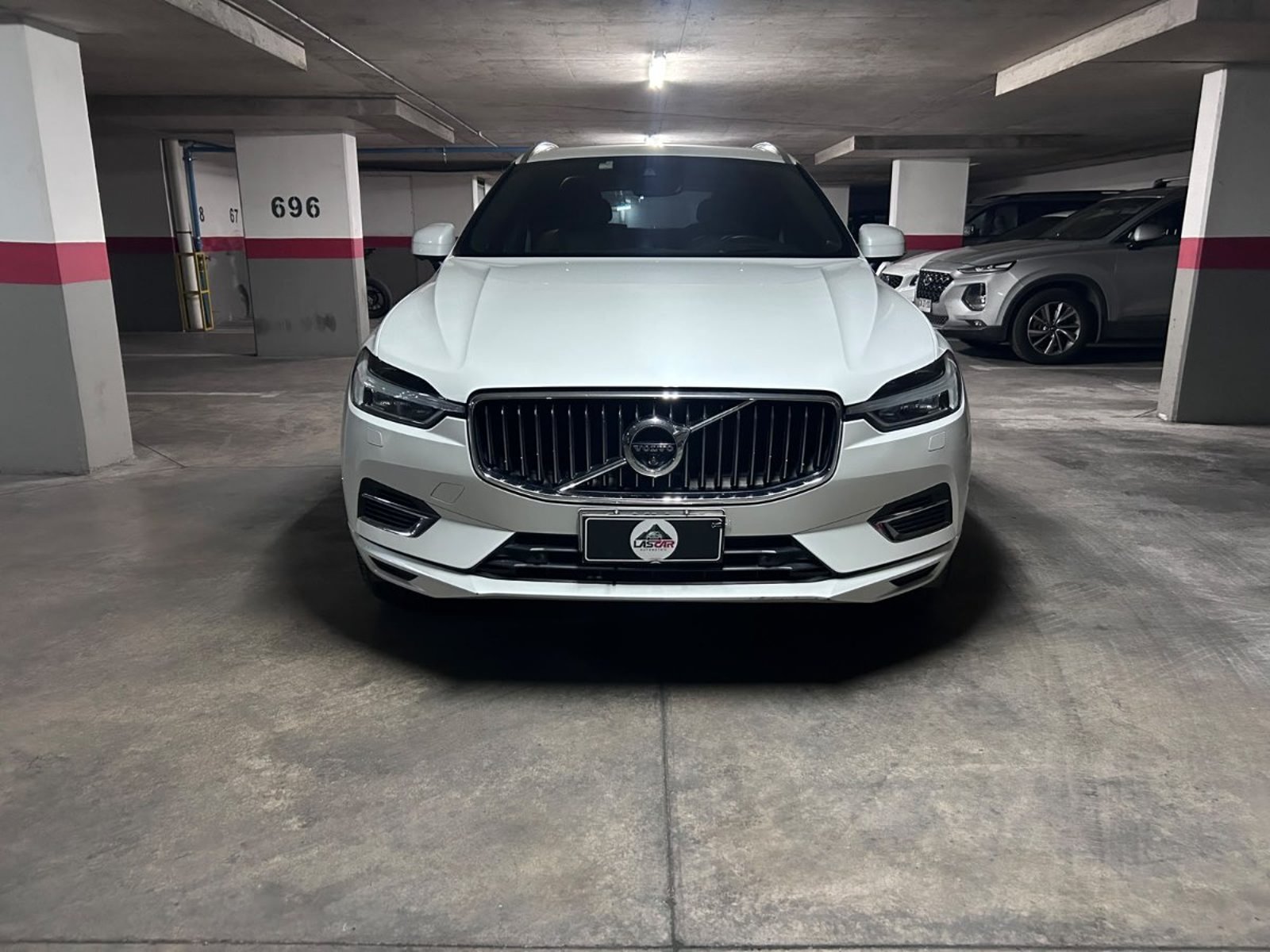 Volvo XC60 T8 INSCRIPTION 2020 - Foto 2 de 10