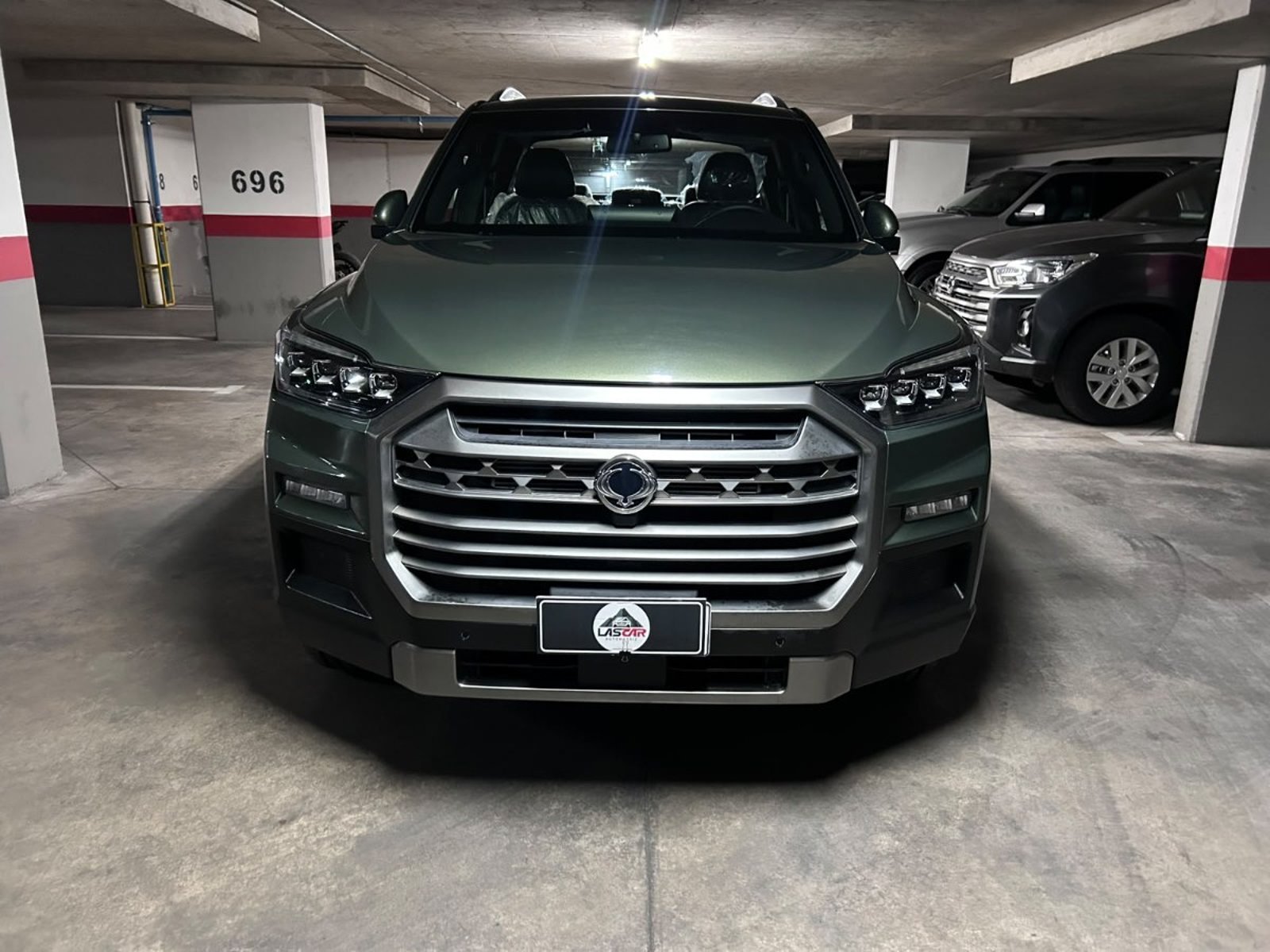 SsangYong MUSSO LIMITED 4X4 2025 - Foto 2 de 10