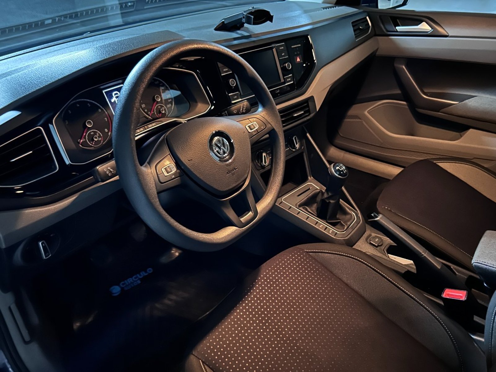 Volkswagen POLO 1.6 COMFORTLINE 2024 - Imagen 9 de 10