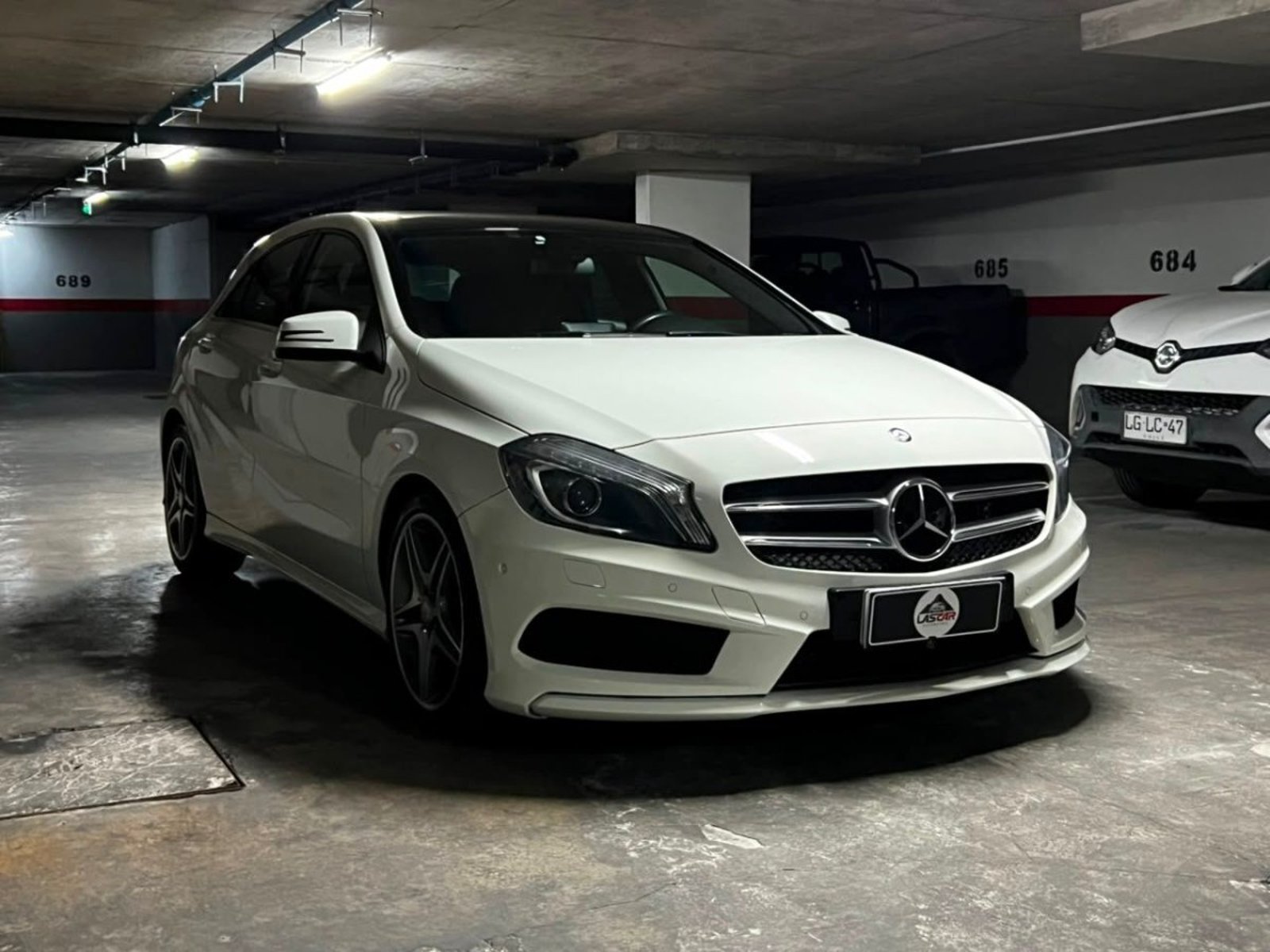 MERCEDES-BENZ A200 LOOK AMG 1.6 2015 - Foto 3 de 10