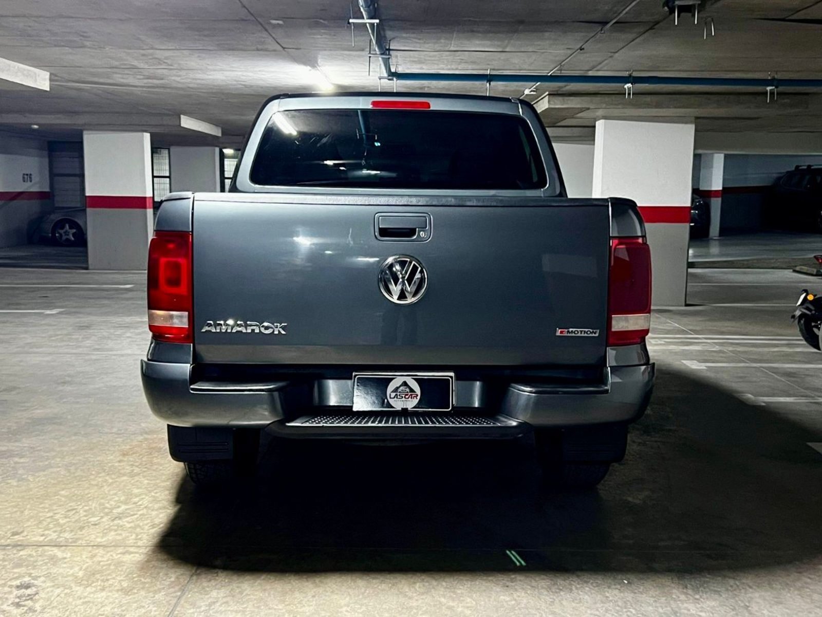 Volkswagen AMAROK TRENDLINE MT 2023 - Imagen 5 de 9
