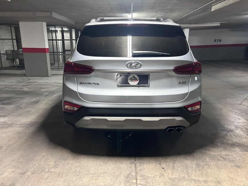 Hyundai SANTA FE GLS 4WD TM 2.2 AT 2019 - Imagen 5 de 10