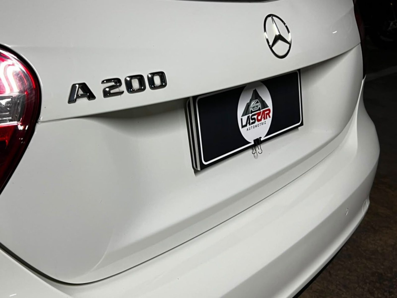 MERCEDES-BENZ A200 LOOK AMG 1.6 2015 - Imagen 7 de 10