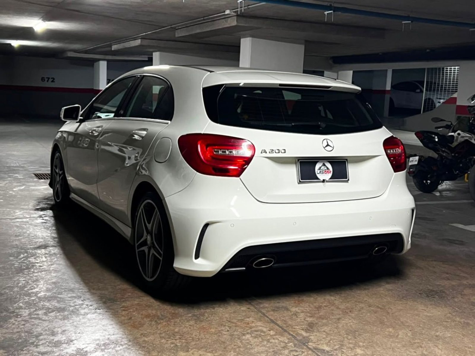 MERCEDES-BENZ A200 LOOK AMG 1.6 2015 - Imagen 6 de 10