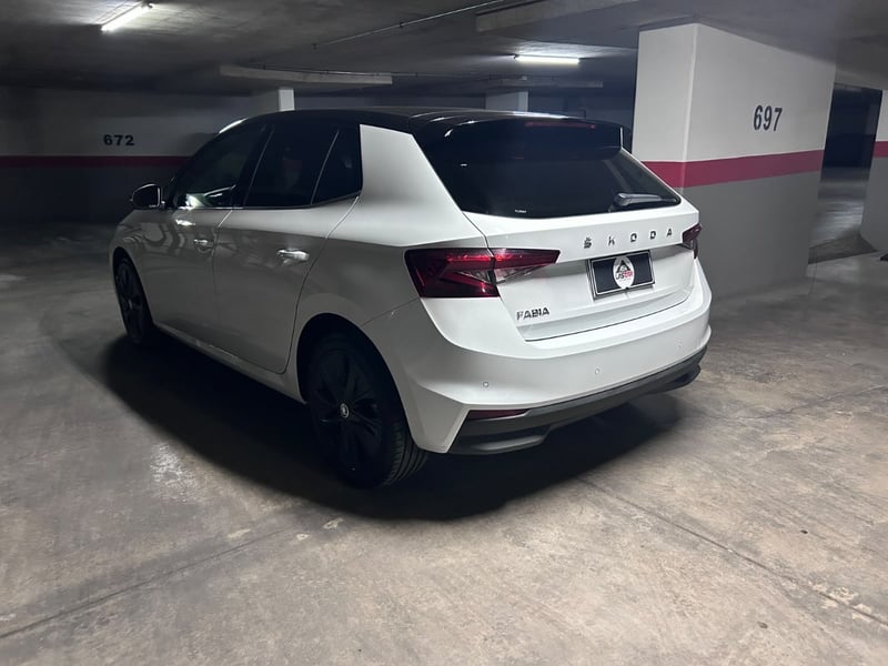 Skoda FABIA TSI 110HP 1.0 CC AUT 2024 - Imagen 4 de 10