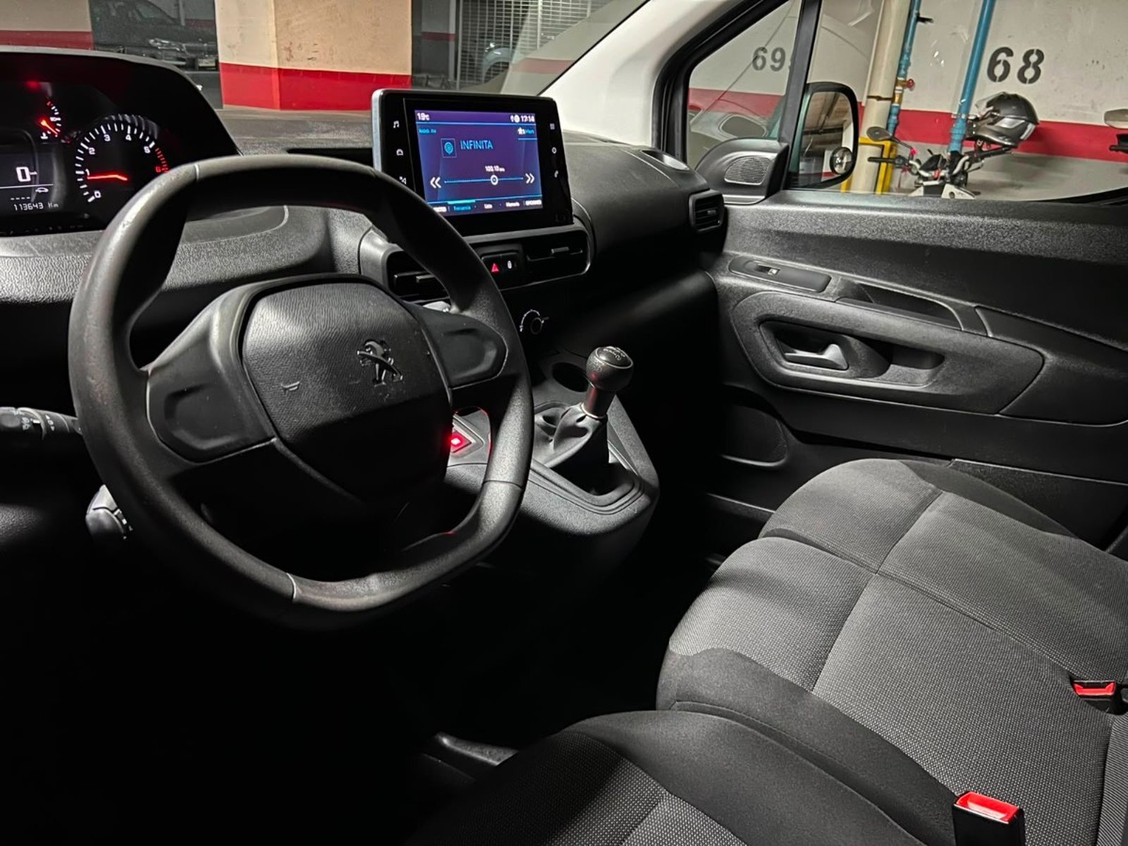 Peugeot PARTNER L2 1.6 DIESEL MT 2021 - Imagen 9 de 10