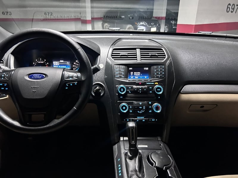 Ford EXPLORER 2.3 ECOBOOST 2017 - Imagen 9 de 10