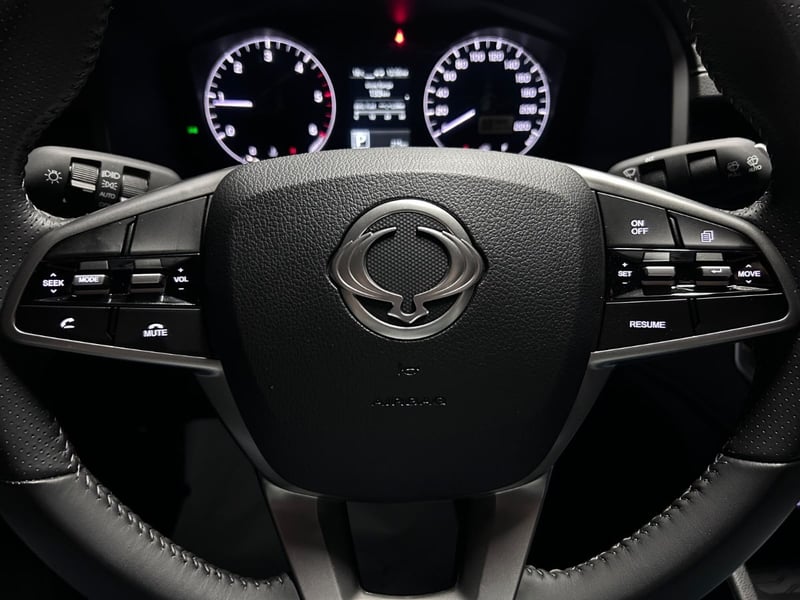 SsangYong MUSSO LIMITED 4X4 2025 - Imagen 9 de 10