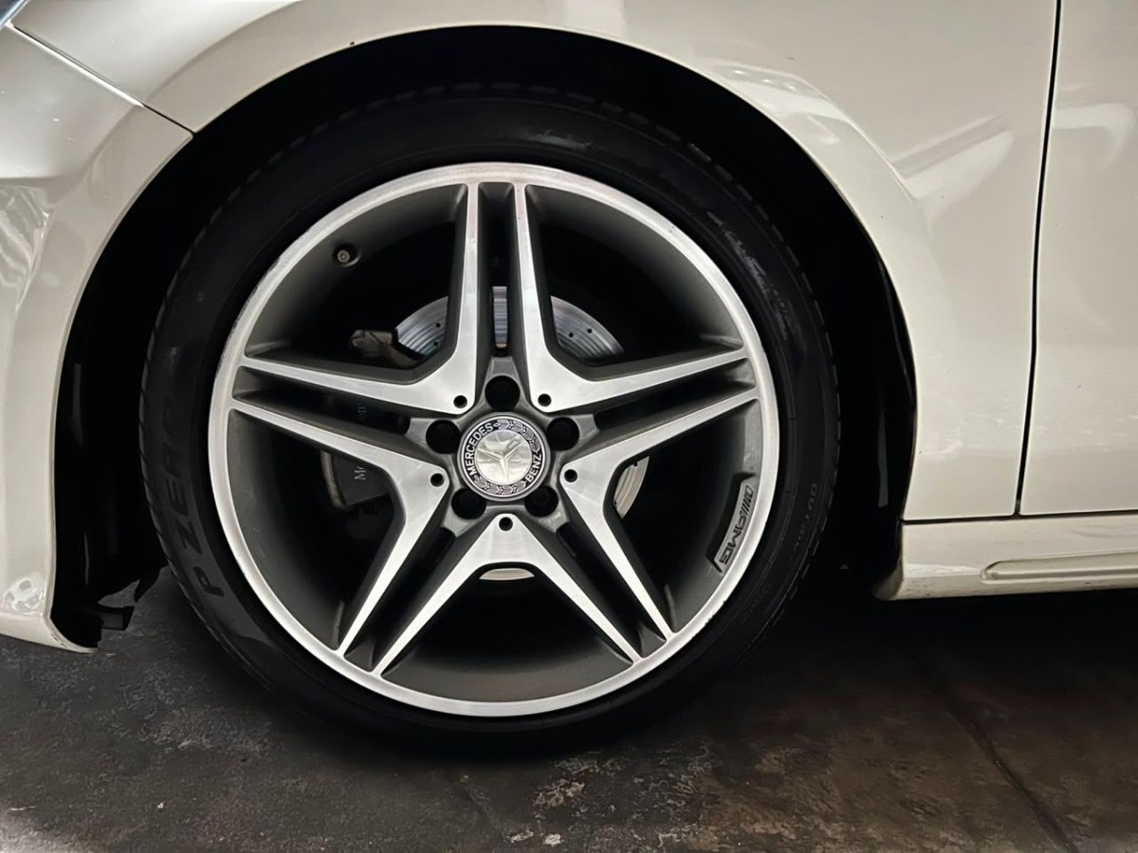MERCEDES-BENZ A200 LOOK AMG 1.6 2015 - Imagen 8 de 10