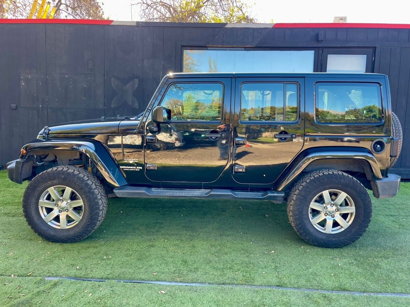 Jeep WRANGLER UNLIMITED SAHARA 2017 - Imagen 7 de 10