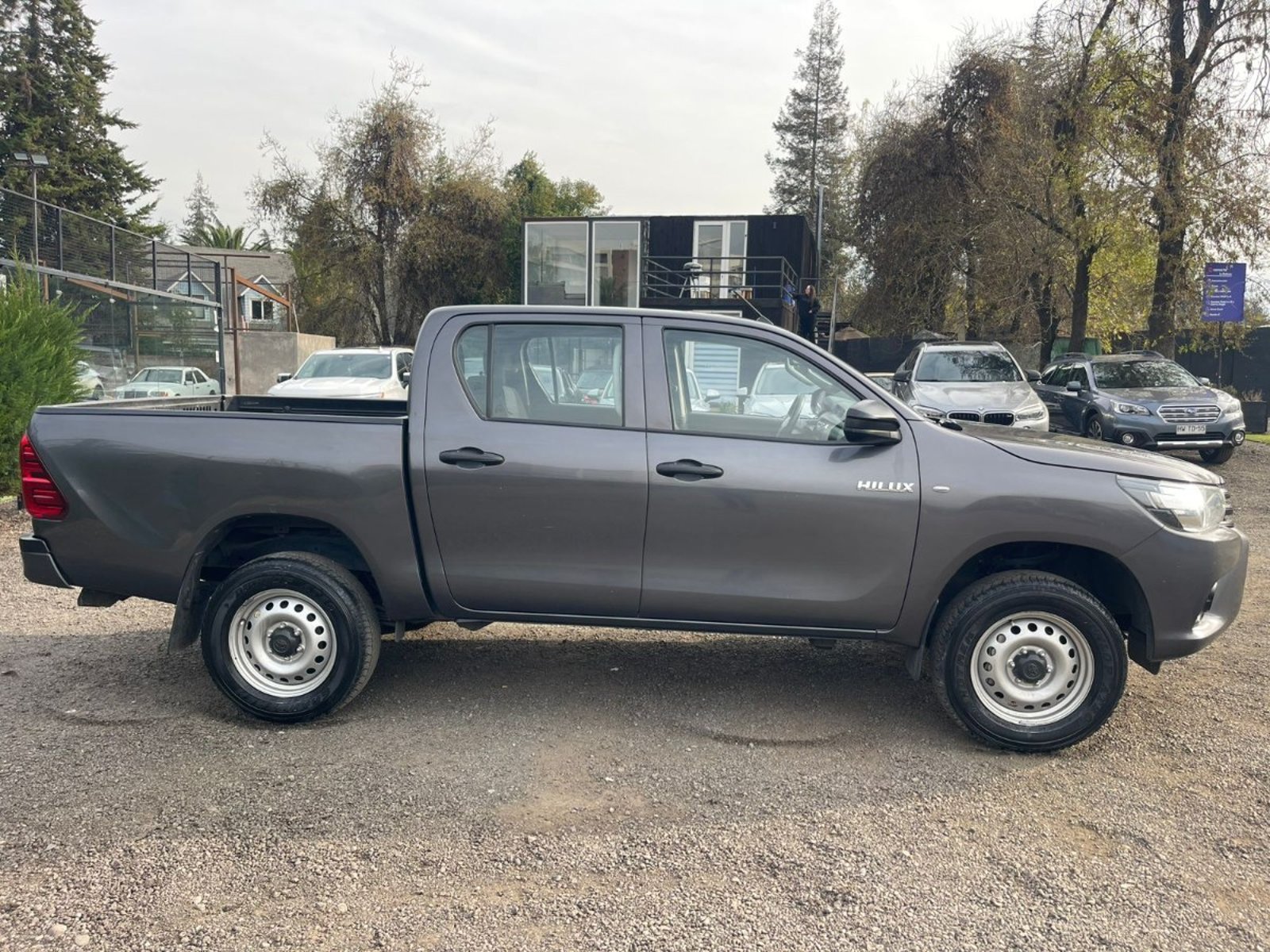 Toyota HILUX Hilux 2.7 DX DOB. CAB. 4X2 MT 4P 2018 - Imagen 8 de 10