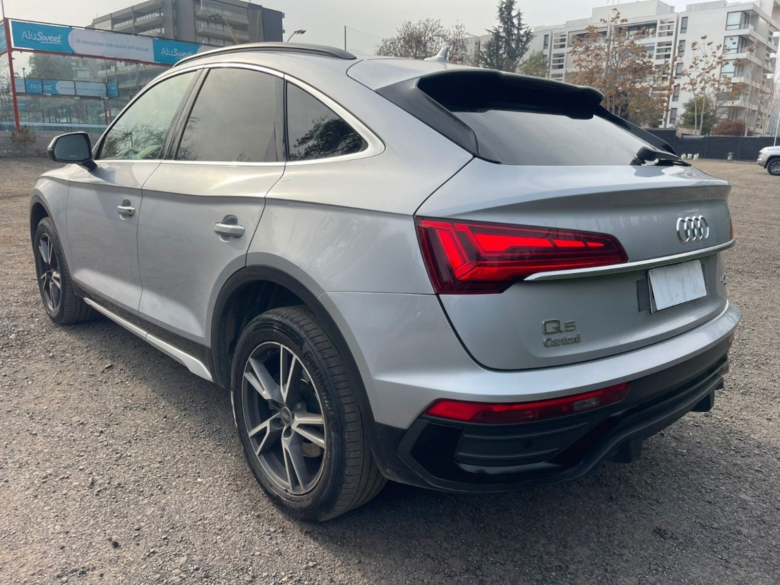 Audi Q5 Q5 45 TFSI SPORTBACK 4X4 2.0 AUT 2022 - Imagen 6 de 10