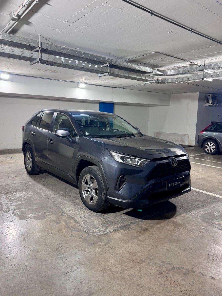 Toyota Rav4 2022 - Imagen 3 de 20