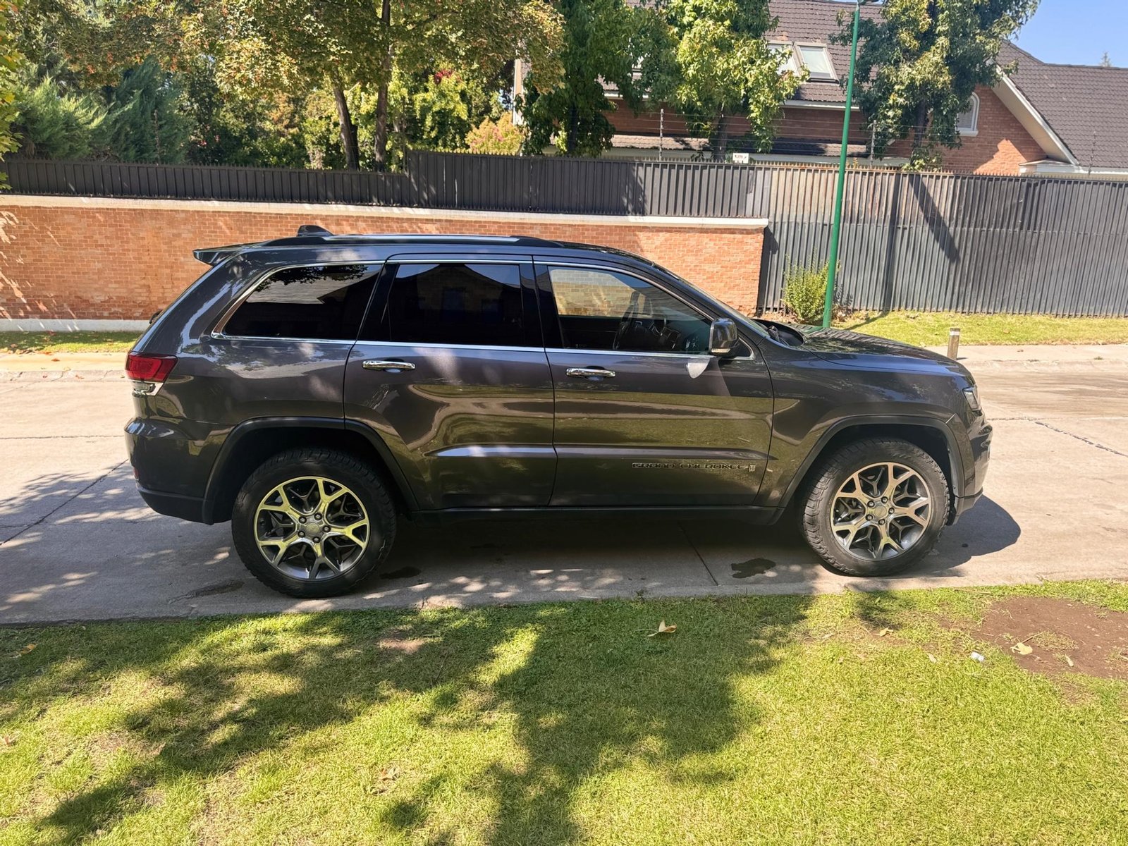 Jeep Grand Cherokee Ltd 3.6 Aut 2022 - Imagen 8 de 20