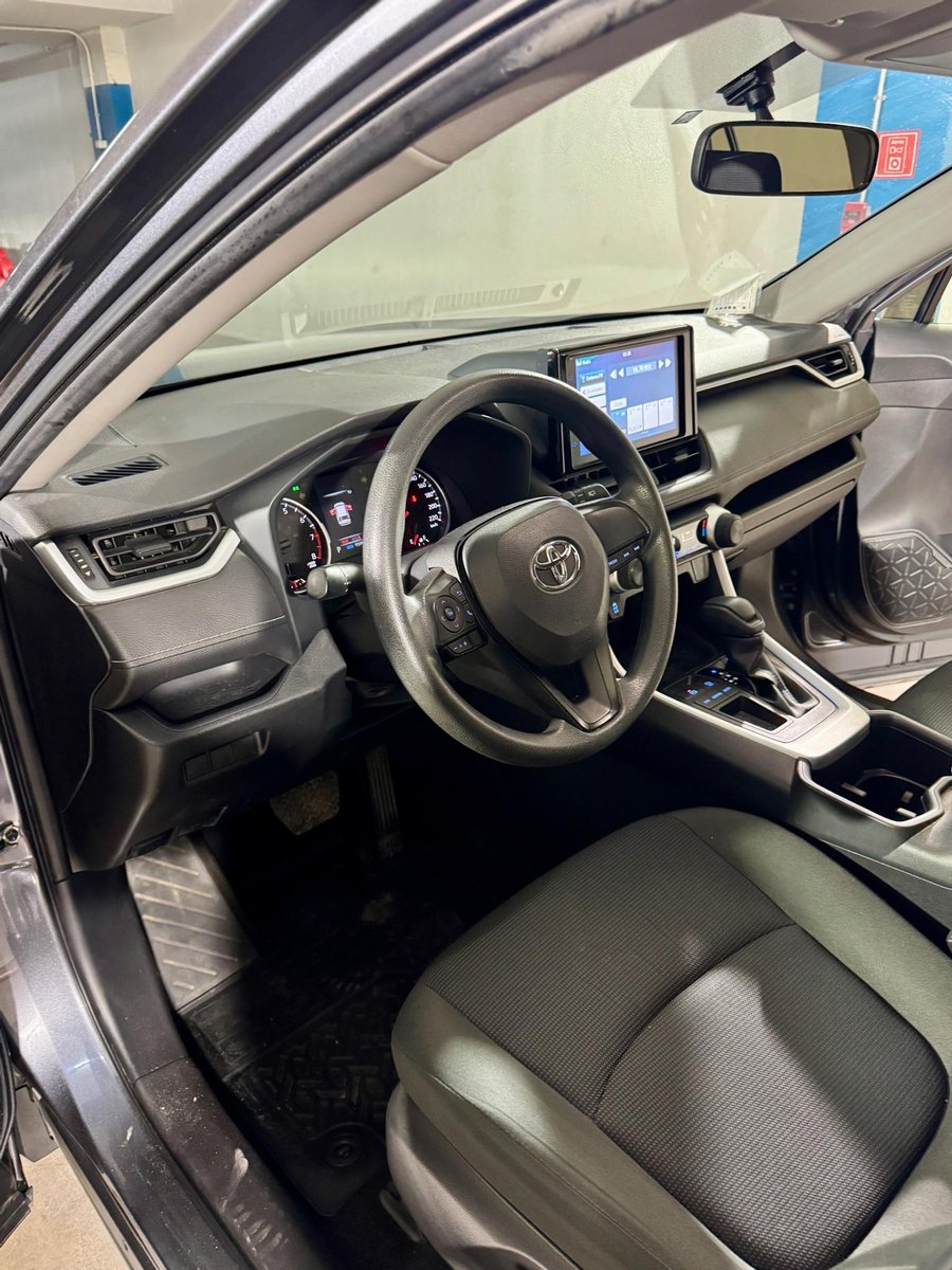 Toyota Rav4 2022 - Imagen 11 de 20