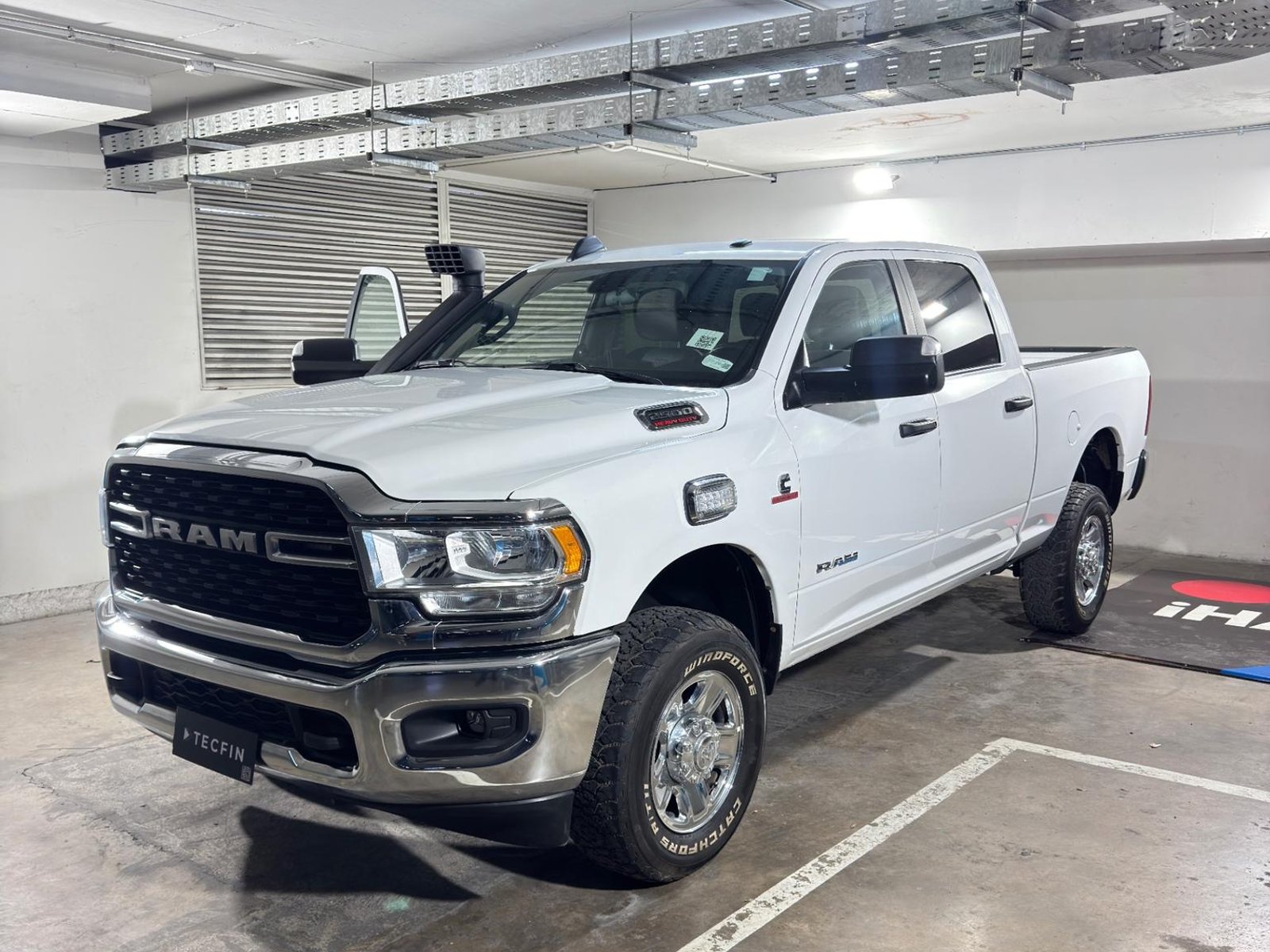 RAM 2500 Big Horn 4x4 6.7 Aut 2023 - Foto 4 de 20