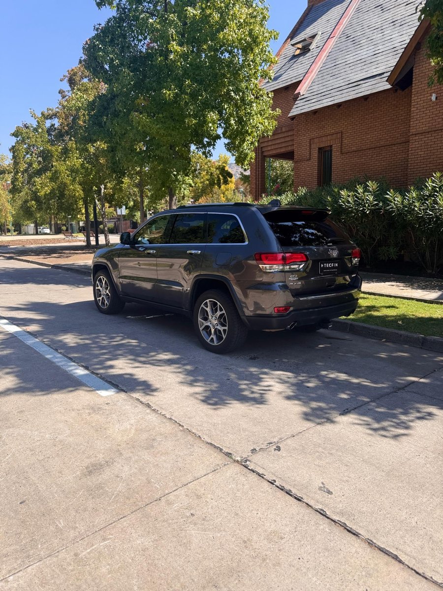 Jeep Grand Cherokee Ltd 3.6 Aut 2022 - Imagen 5 de 20